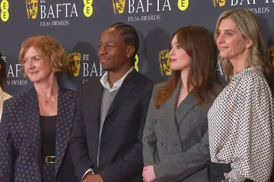 Película 'One Battle After Another' arrasa en los premios BAFTA 2026 con seis galardones