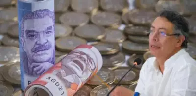 Petro propone salario mínimo vital de $2'155.000 para 2026, superando los 2 millones de pesos