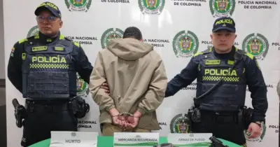 Policía de Bogotá captura a dos atracadores reincidentes en Fontibón y Engativá