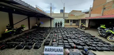 Policía incauta más de dos toneladas de marihuana en vía fronteriza de Nariño