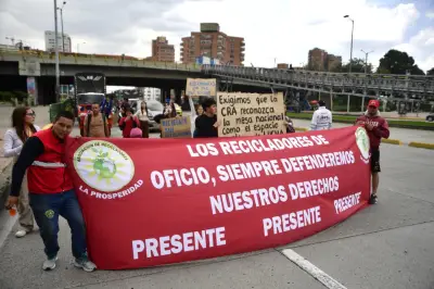 Recicladores de Bogotá finalizan protestas tras firmar acuerdo con el Gobierno Nacional