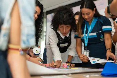 Solo el 38% de la investigación en Colombia es liderada por mujeres: impacto transformador