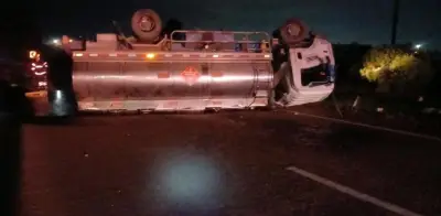 Volcamiento de carrotanque con combustible cierra variante Cajicá-Zipaquirá por derrame