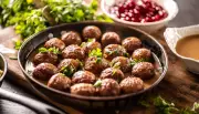 Albóndigas suecas: historia medieval y receta tradicional para preparar en casa