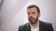 Alcalde Galán confirma: vehículos híbridos mantendrán exención del pico y placa en Bogotá