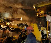 AngloGold reporta ganancias y dividendos históricos impulsados por alza récord del oro