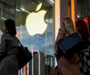 Apple se desliga del Nasdaq: Ofrece refugio ante volatilidad de la inteligencia artificial