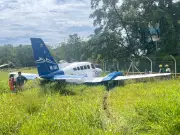 Avioneta se sale de pista en aeropuerto de Nuquí, Chocó; ocho personas ilesas tras accidente