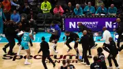 Batalla campal en la NBA: partido Pistons vs Hornets terminó con cuatro expulsados y presencia policial