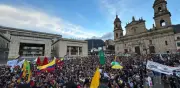 Bogotá y otras ciudades colombianas se movilizan en apoyo al salario mínimo convocado por Petro