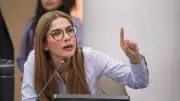 Catherine Juvinao denuncia uso de chaleco antibalas tras declaraciones del presidente Petro