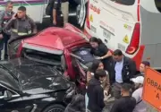 Colisión múltiple en Autopista Norte de Bogotá deja persona atrapada
