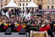 Colombia vive jornada de protestas masivas en defensa del aumento del salario mínimo