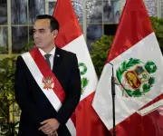 Congreso de Perú censura al presidente interino José Jerí tras escándalo de reuniones secretas