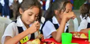 Contraloría detecta graves irregularidades por $53.117 millones en Programa de Alimentación Escolar