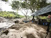 Ejército destruye maquinaria de minería ilegal del ELN en operativo en El Patía, Cauca