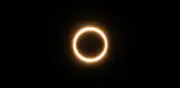 El 'anillo de fuego' iluminará el cielo en febrero de 2026: detalles del eclipse solar anular