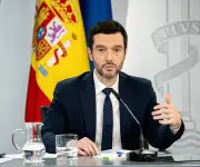 España propone prestación universal por crianza de 200 euros mensuales para familias