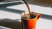 Estudio revela que consumo moderado de café con cafeína reduce riesgo de insuficiencia cardíaca