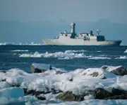 Fragata australiana cruza el estrecho de Taiwán bajo intensa vigilancia militar china