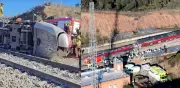 Informe español apunta a fallas en vía como causa de accidente ferroviario con 46 fallecidos