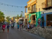 Los Cabos 2026: El Destino Cultural que Atrae al Turismo Colombiano con Más de 100 Eventos