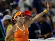 María Camila Osorio avanza en Doha tras retiro de Raducanu por lesión