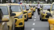 Mercado de taxis en Colombia cae a mínimo histórico con menos de 5.000 matrículas en 2025
