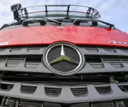 Mercedes-Benz venderá participación en Daimler Truck por US$14.200 millones