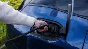 Noruega lidera la transición mundial: casi el 100% de sus ventas de autos son eléctricos