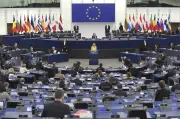 Parlamento Europeo declara a Colombia como país seguro para asilo, generando críticas por violencia interna