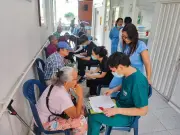 Residentes de Medicina Familiar de la UDES transforman vidas con atención comunitaria en Bucaramanga