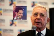 Uribe denuncia presiones armadas para votar por Cepeda en elecciones 2026