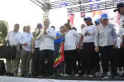 Uribe respalda a Paloma Valencia en Cartagena y pide a Trump que atienda bien a Petro
