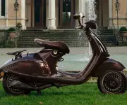 Vespa lanza edición limitada 946 Horse para celebrar el Año del Caballo en 2026