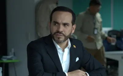 Abelardo de la Espriella sorprende al nombrar a José Manuel Restrepo como fórmula vicepresidencial