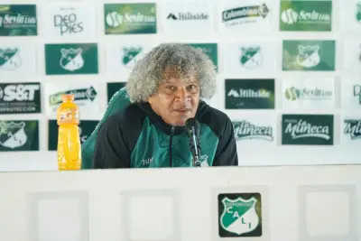 Alberto Gamero defiende su gestión en Deportivo Cali ante críticas de hinchas