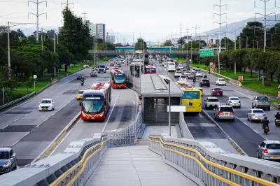 Alerta por nueva modalidad de robo en TransMilenio: cuidado con quien se sienta a su lado