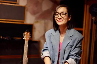 Ana Naranja de Bucaramanga gana el Gran Premio Latino del John Lennon Songwriting Contest