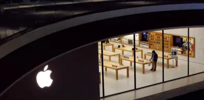 Apple cumple 50 años enfrentando su mayor reto: reinventarse con inteligencia artificial