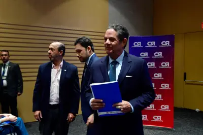 Cambio Radical define su futuro político tras resultados electorales en reunión clave