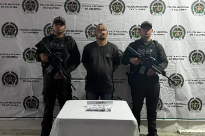 Capturan a alias 'Bayron' del grupo 'Los Pachencas' por extorsión a comerciantes en Ciénaga