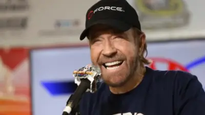 Chuck Norris fue hospitalizado en Hawái tras sufrir un incidente de salud