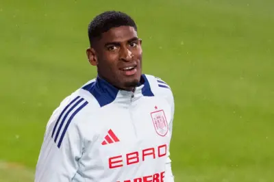 Cristhian Mosquera debuta con España y cierra puerta a la selección Colombia