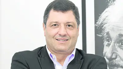 Denuncian que intervención de Petro en salud causó miles de muertes evitables