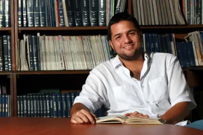 El resurgir de las historias extensas: Cine, libros y periódicos desafían la era de lo breve