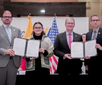 Estados Unidos inaugura primera oficina del FBI en Ecuador tras cumbre 'Escudo de las Américas'