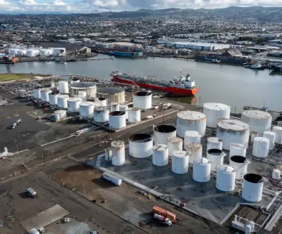 Estados Unidos suspende sanciones petroleras para asegurar suministro global