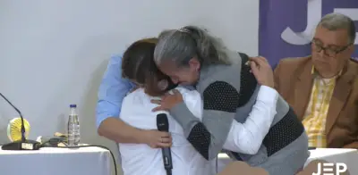 Exmilitar se arrodilló para pedir perdón por falsos positivos en audiencia de la JEP en Antioquia