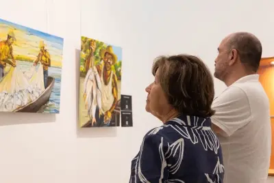 Exposición 'Entre aguas y redes' de Canen García explora la ontología del pescador colombiano